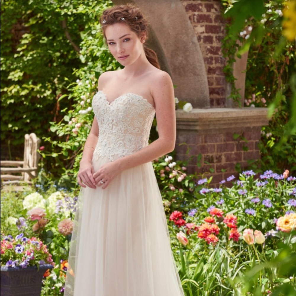 NWT Maggie Sottero wedding dress